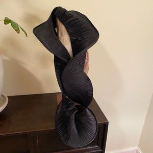 Mashiah Black Fortuny Pleat Infinity Scarf